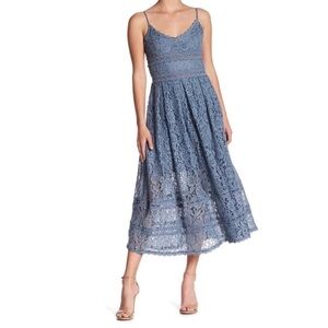 NSR lace sleeveless MIDI dress size M size zipper Defined Waistband Elegant